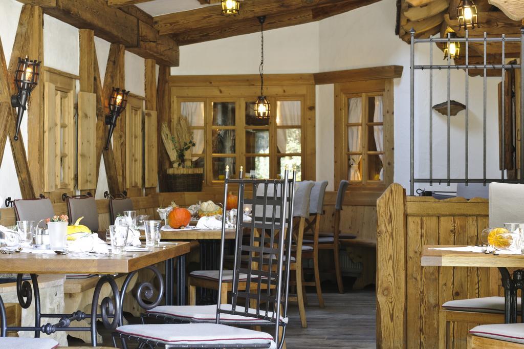 מאיירהופן Hotel Gasthof Perauer מראה חיצוני תמונה